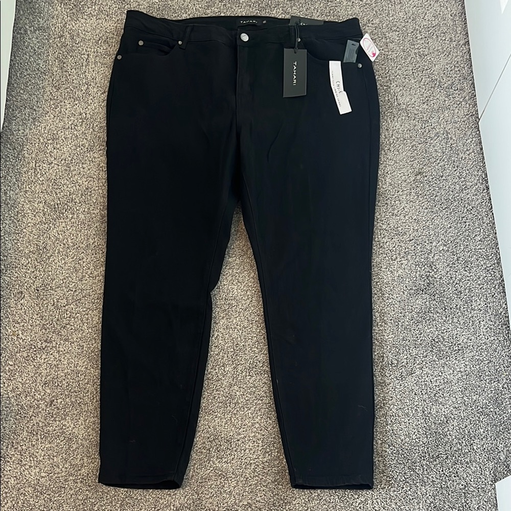 Tahari Chloe New With Tags Tummy Tuck Slimming Fit Solution Skinny Size 24W